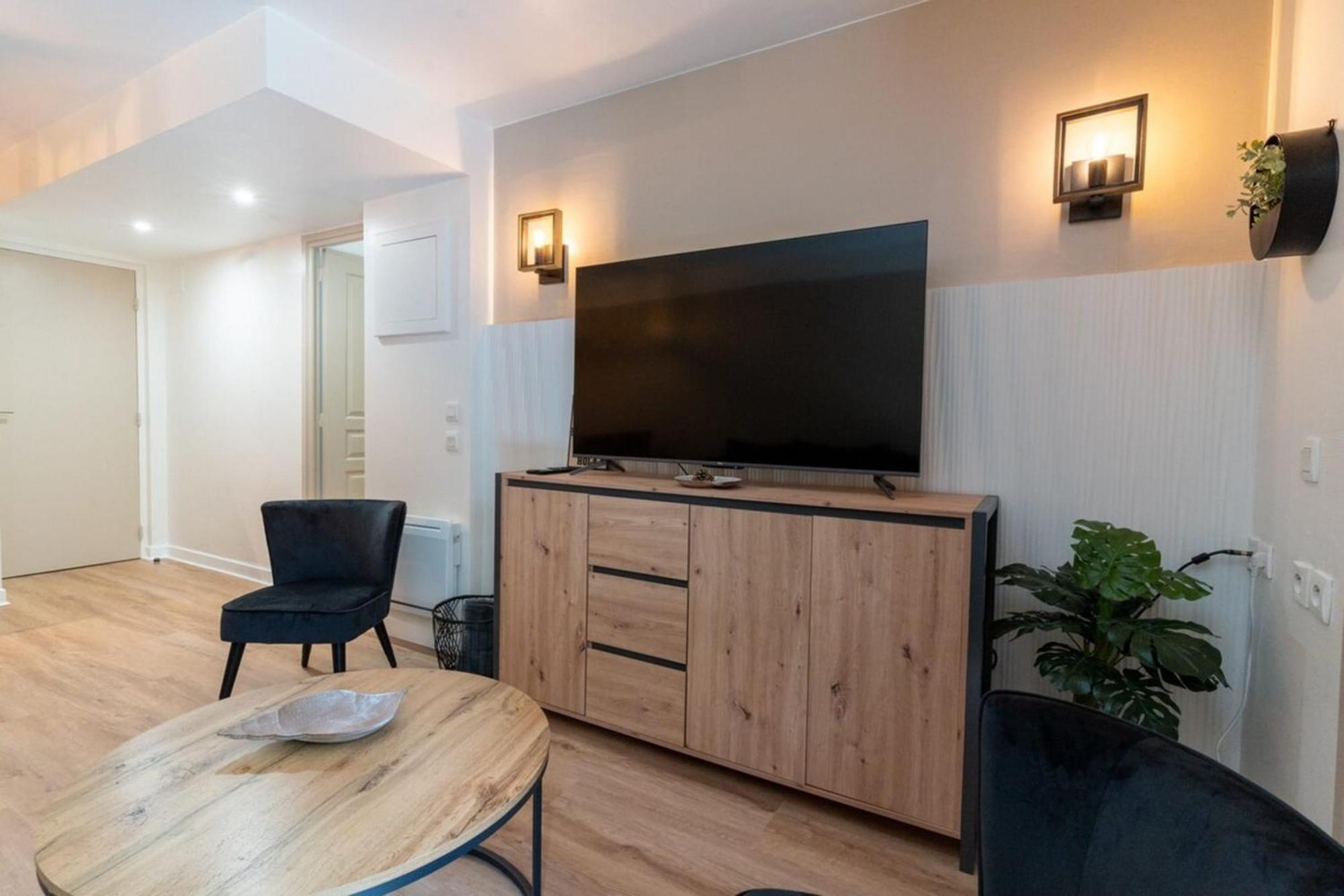 Beautiful Flat With Swimming Pool Tennis Court And Private Car Parking 09 Le Touquet Eksteriør billede